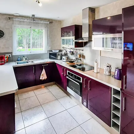 Vakantiehuis Two-bedroom In St Michel Chef Chef
