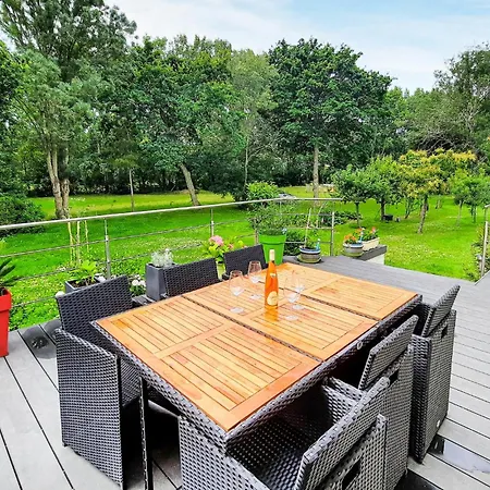 2 Bedroom Amazing In St Michel Chef Chef 펜션 생미셸셰프셰프