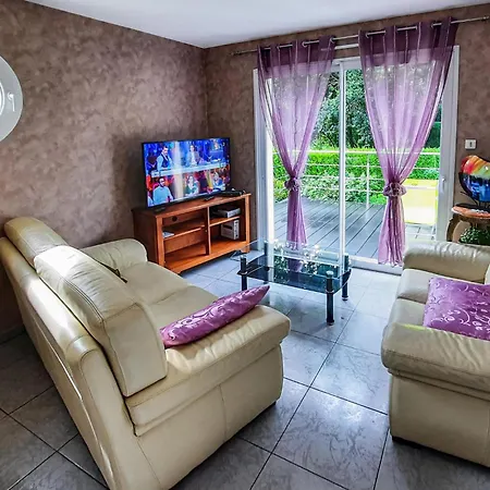 Ferienhaus Two-bedroom In St Michel Chef Chef Saint-Michel-Chef-Chef