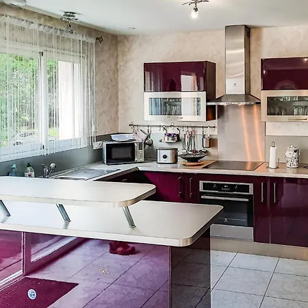 Two-bedroom In St Michel Chef Chef