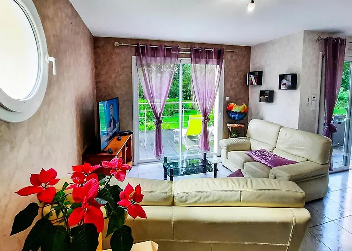 Two-bedroom In St Michel Chef Chef Saint-Michel-Chef-Chef