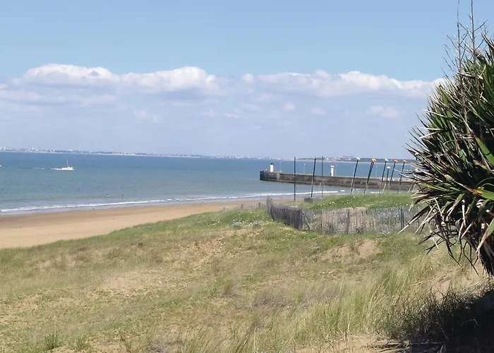 Two-bedroom In St Michel Chef Chef Saint-Michel-Chef-Chef